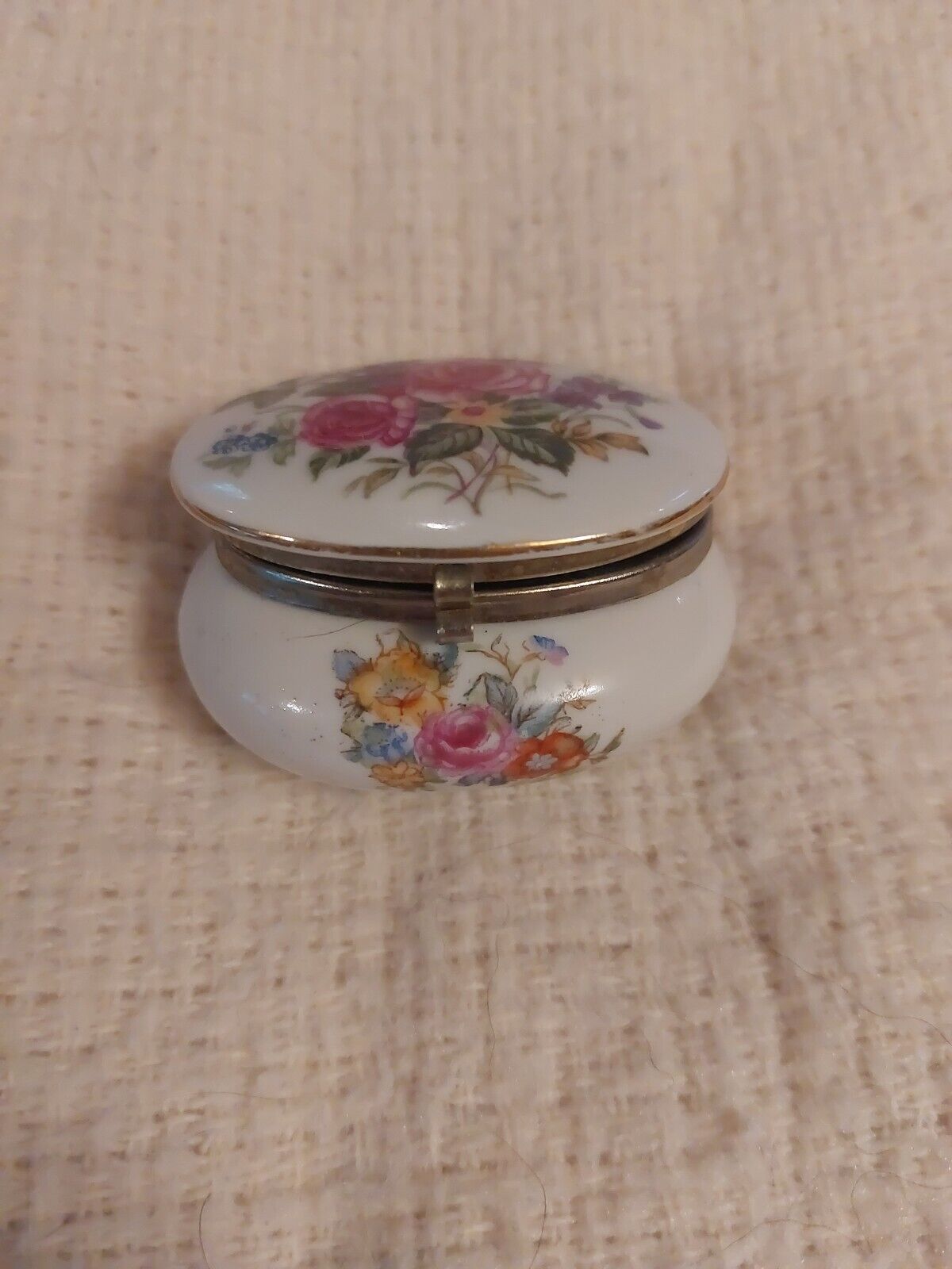 Vintage Oval Hand Painted Porcelain Trinket Box