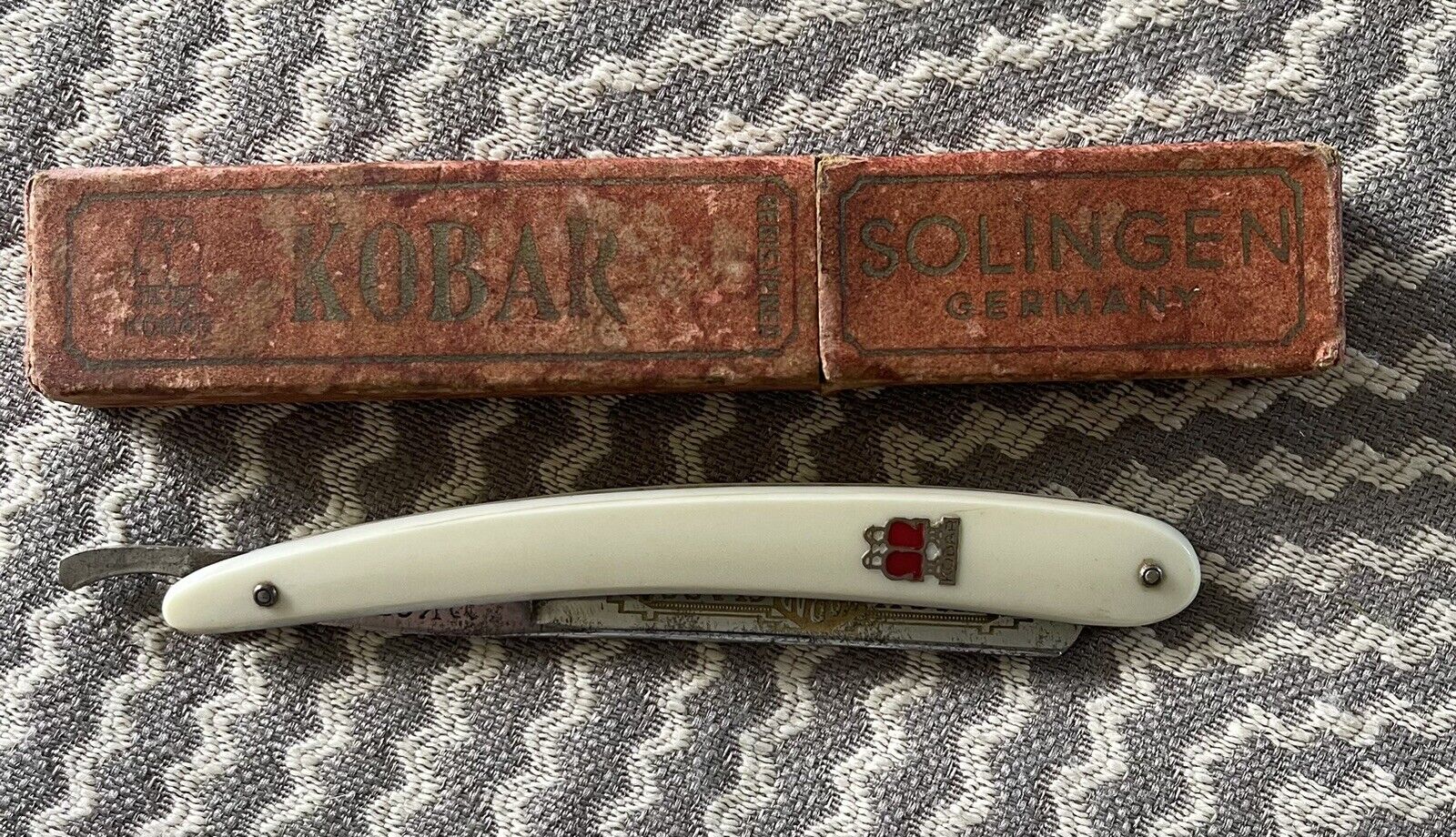 RARE VINTAGE RAZOR KOBAR STRAIGHT  Solingen Made In Germany With Box.