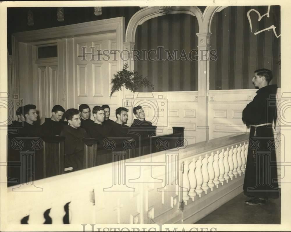 1936 Press Photo Novitiates at Friars Manor Franciscan Monastery in Troy