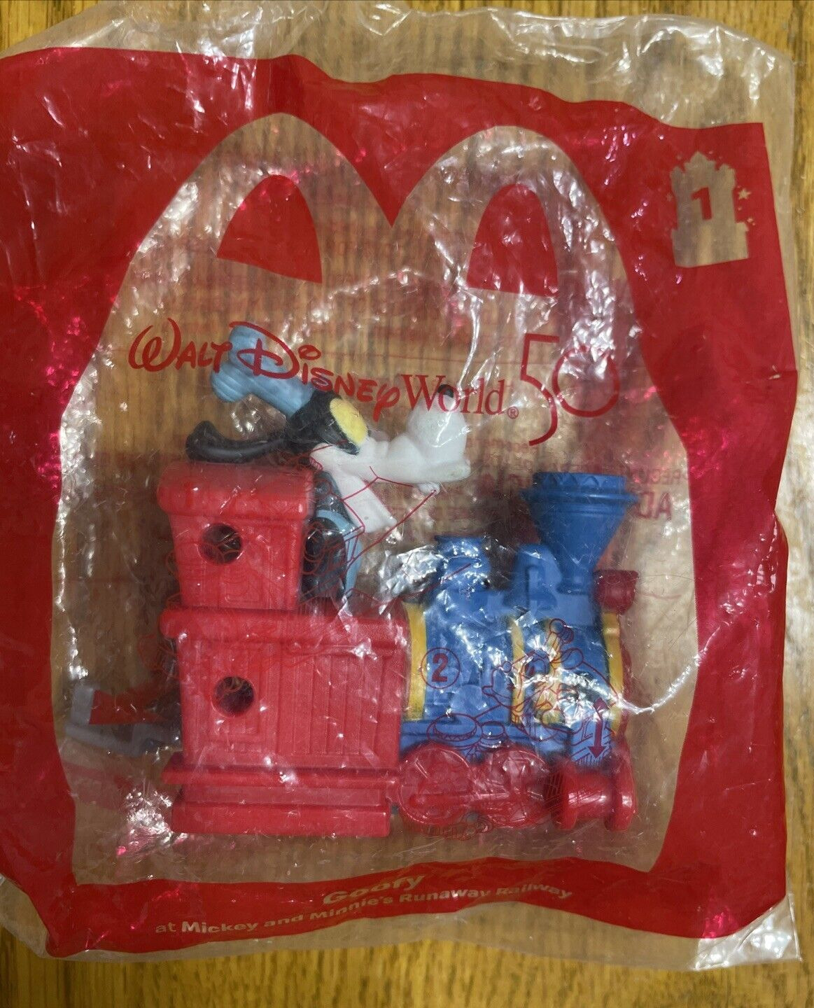 McDonalds 2022 Happy Meal Toy Disney Mickey and Minnie Runaway Railway Goofy #1