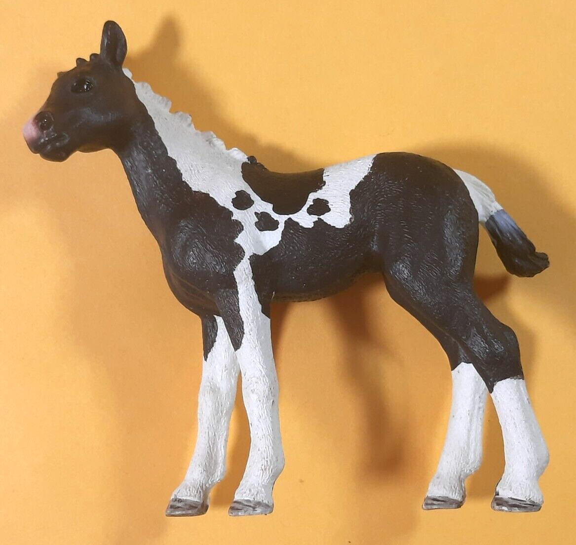 SCHLEICH horse 2015   3 inches tall pre-owned