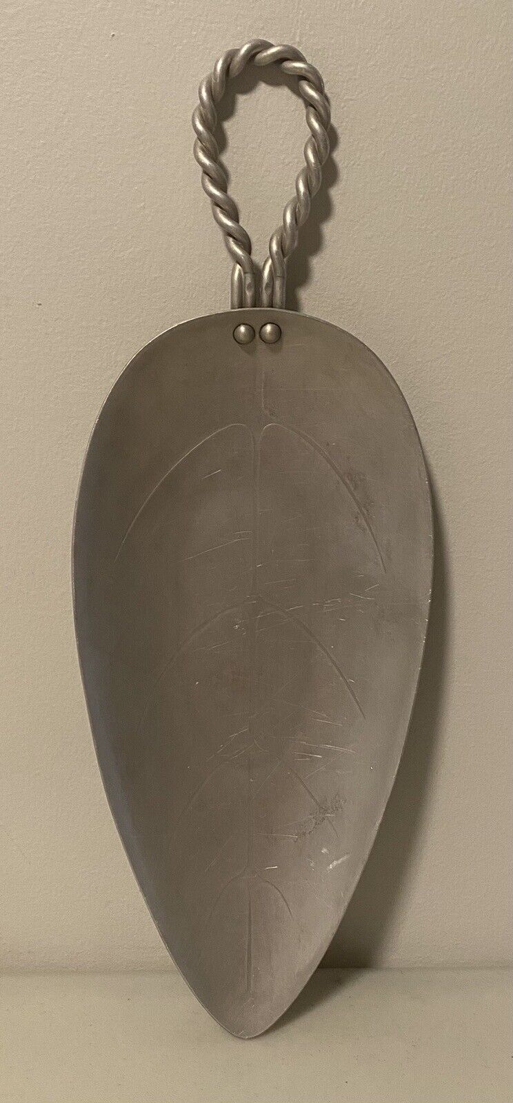 Vintage Aluminum B.W. Buenilum Leaf Shaped Tray Plate Made In USA