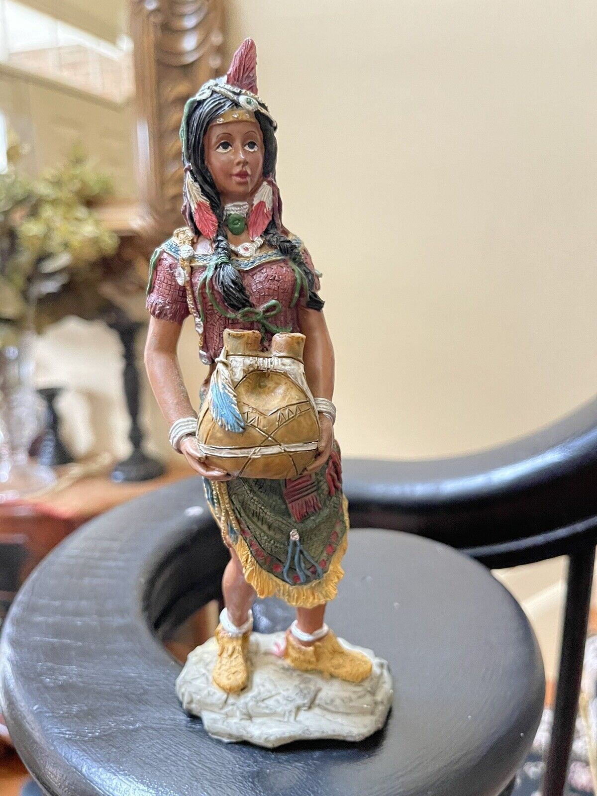 Vntg 1980 HOMCO Native American Woman 7-1/2” Figurine Resin Pilgrim Thanksgiving