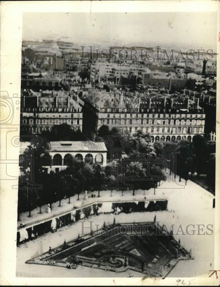 1942 Press Photo Aerial view of Garden of the Tuileries-Paris, France