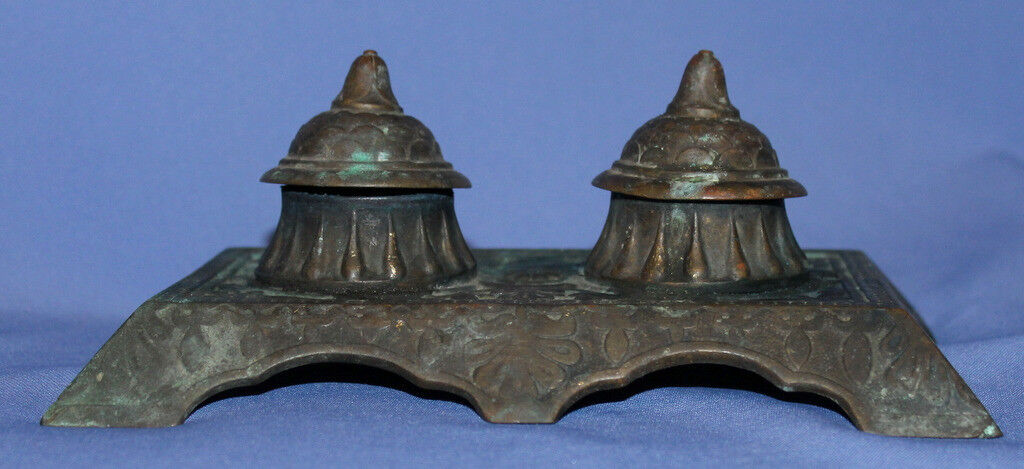 Antique Victorian Ornate Bronze Desk Inkwell With 2 Pots