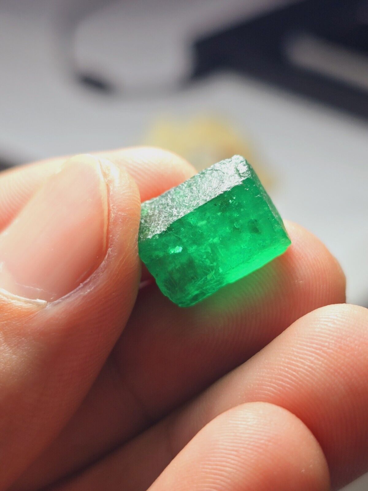 18-CT Facets Quality Natural Emerald Crystal Type Rough Piece@Swat Mine,Pakistan