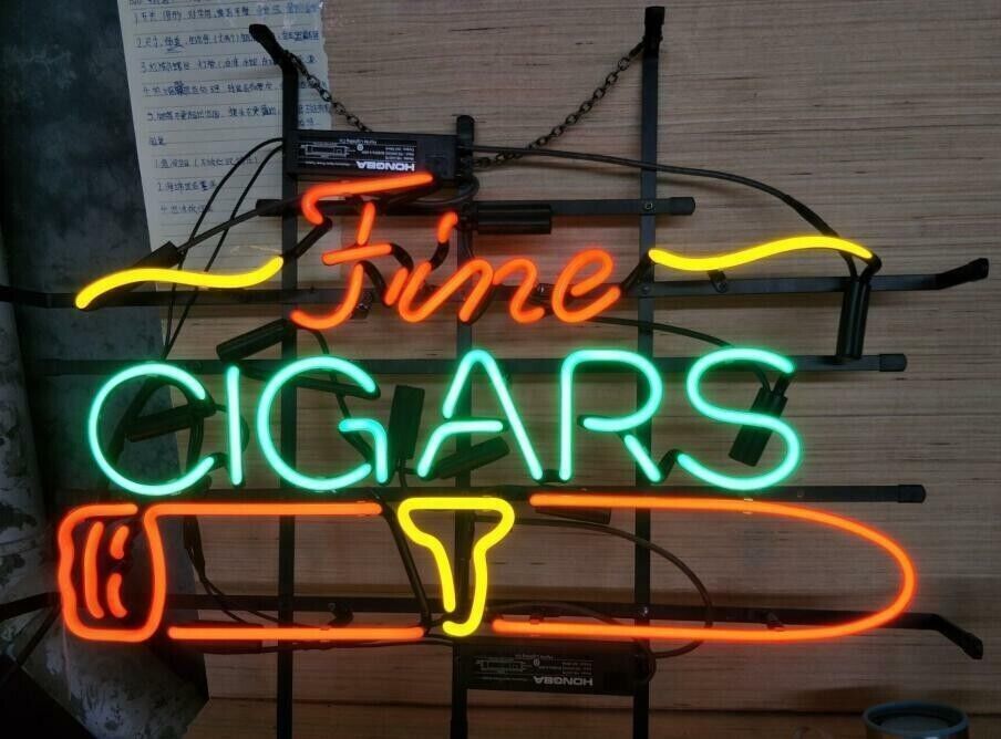 New Fine Cigars Neon Sign 17\