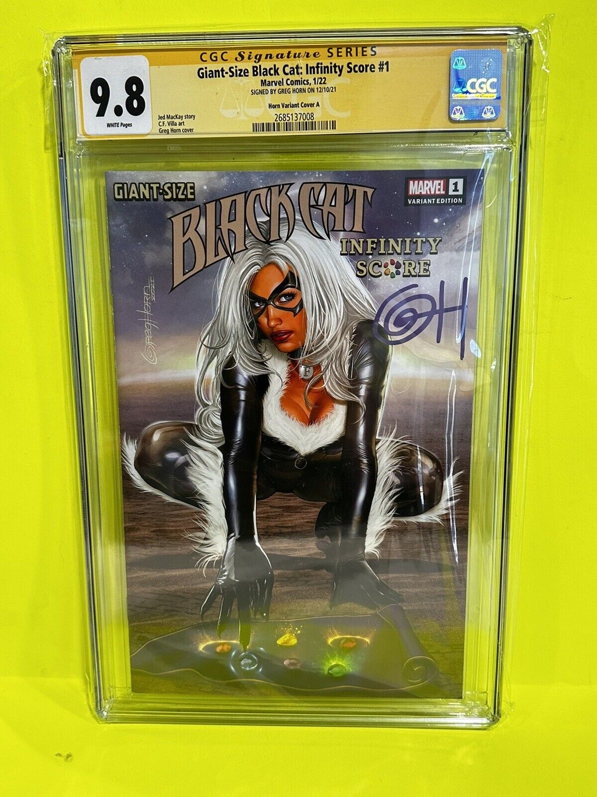 GIANT-SIZE BLACK CAT INFINITY SCORE #1 CGC SS 9.8 GREG HORN EXCLUSIVE VARIANT