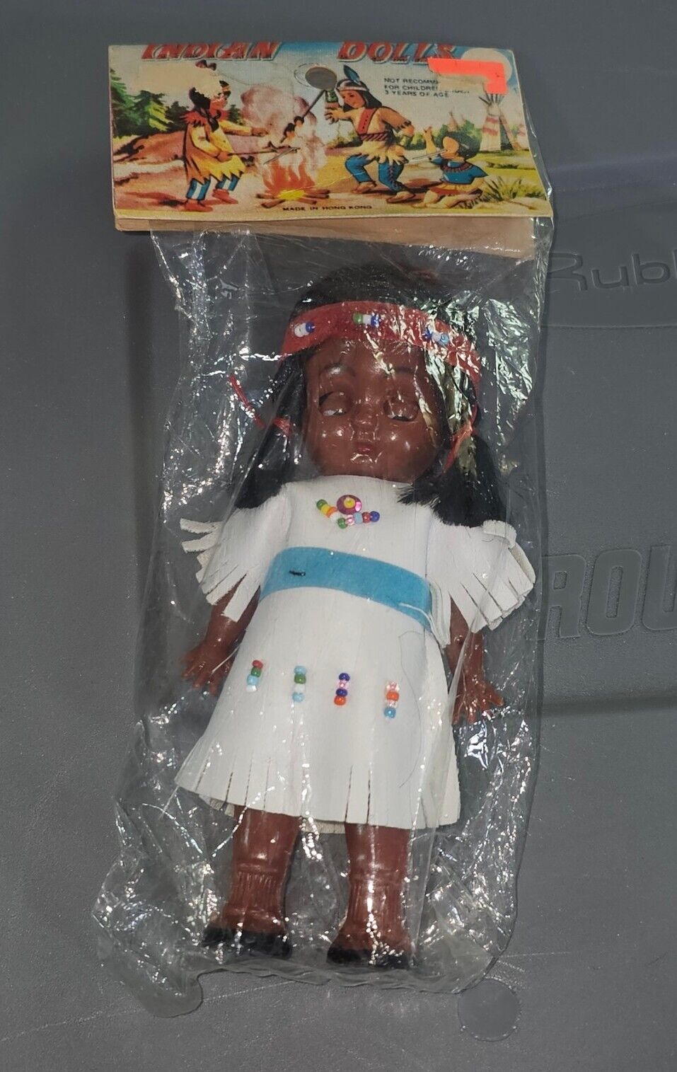 Vintage Native American Indian Doll Hong Kong  T7