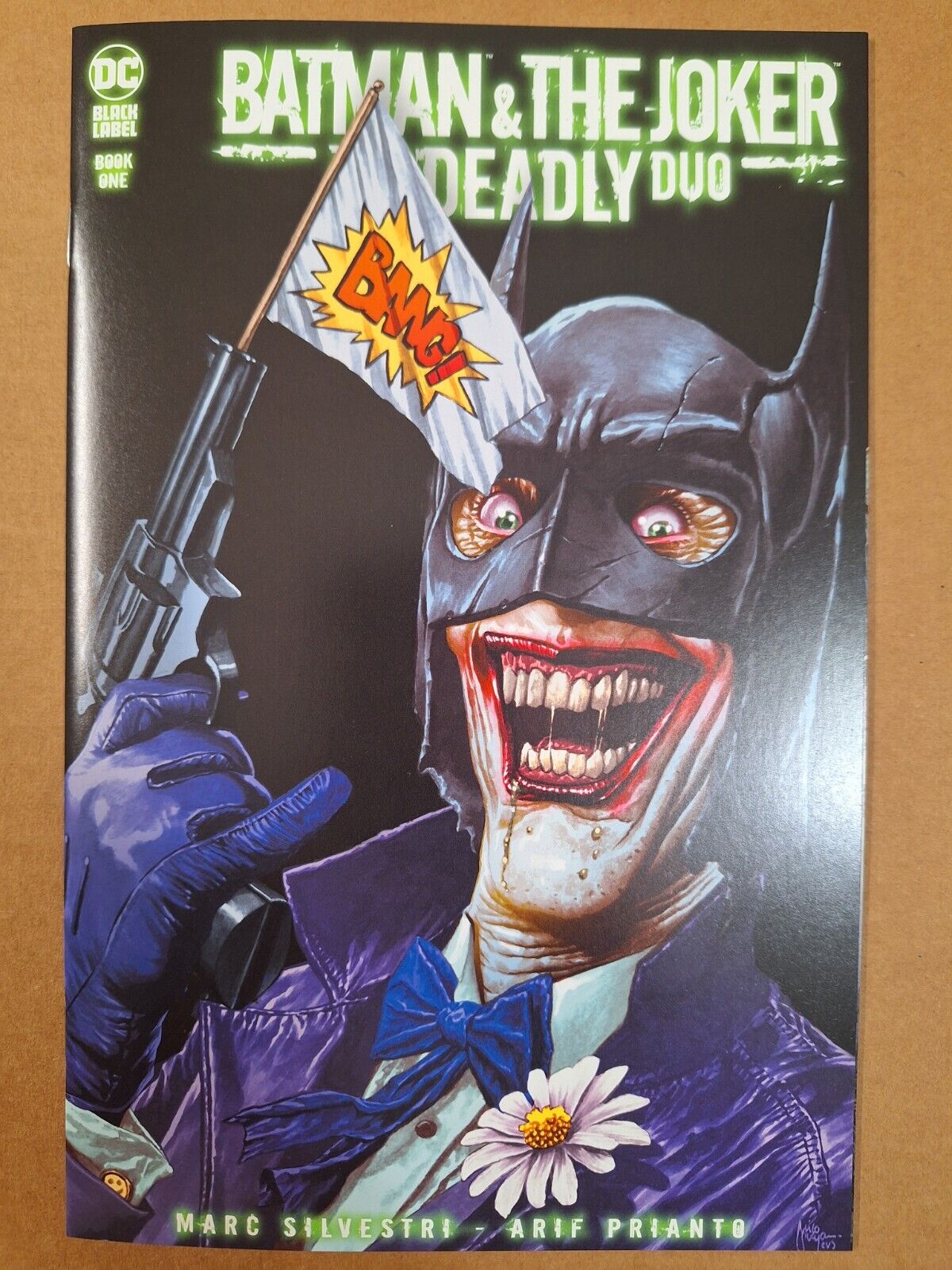 BATMAN & THE JOKER: THE DEADLY DUO #1 NM/MT 9.8 DC SUAYAN BTC VARIANT CGC IT