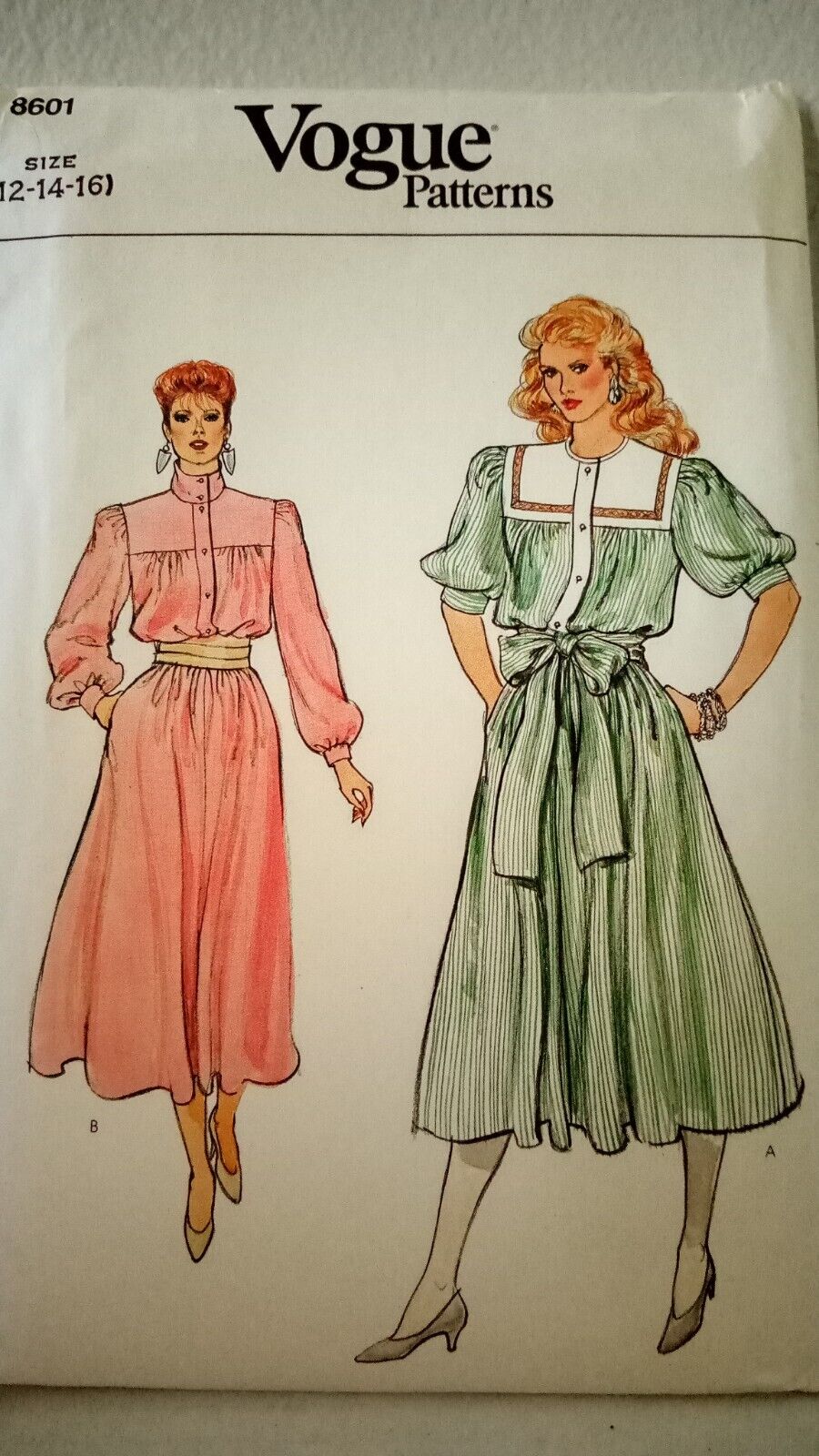 Vintage Vogue 8601 Dress Sewing Pattern Sizes 12 - 16 Uncut 1980s