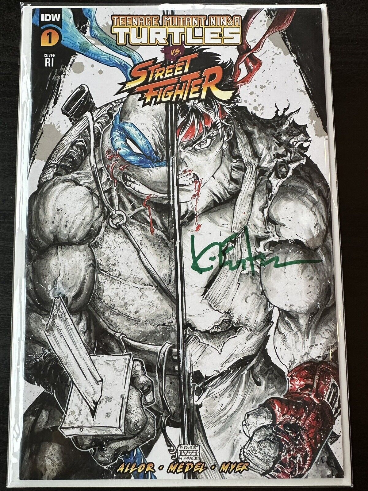 TMNT vs STREET FIGHTER #1 Williams 1:100 Incentive Variant SIGNED by Eastman COA