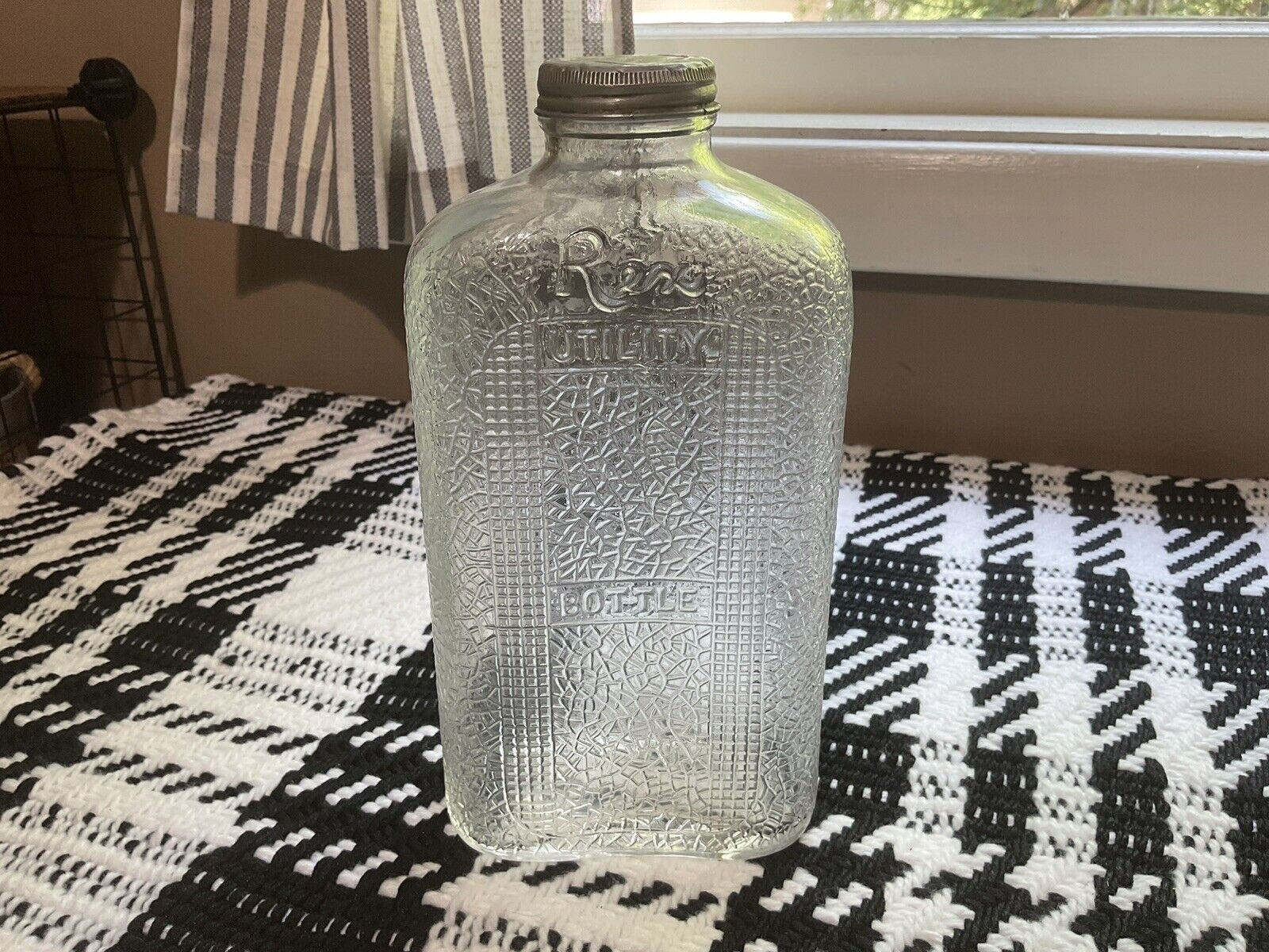 Vintage Rex Utility Spiderweb Pattern Bottle With Lid 9” X 4 1/2” X 2 1/2 “