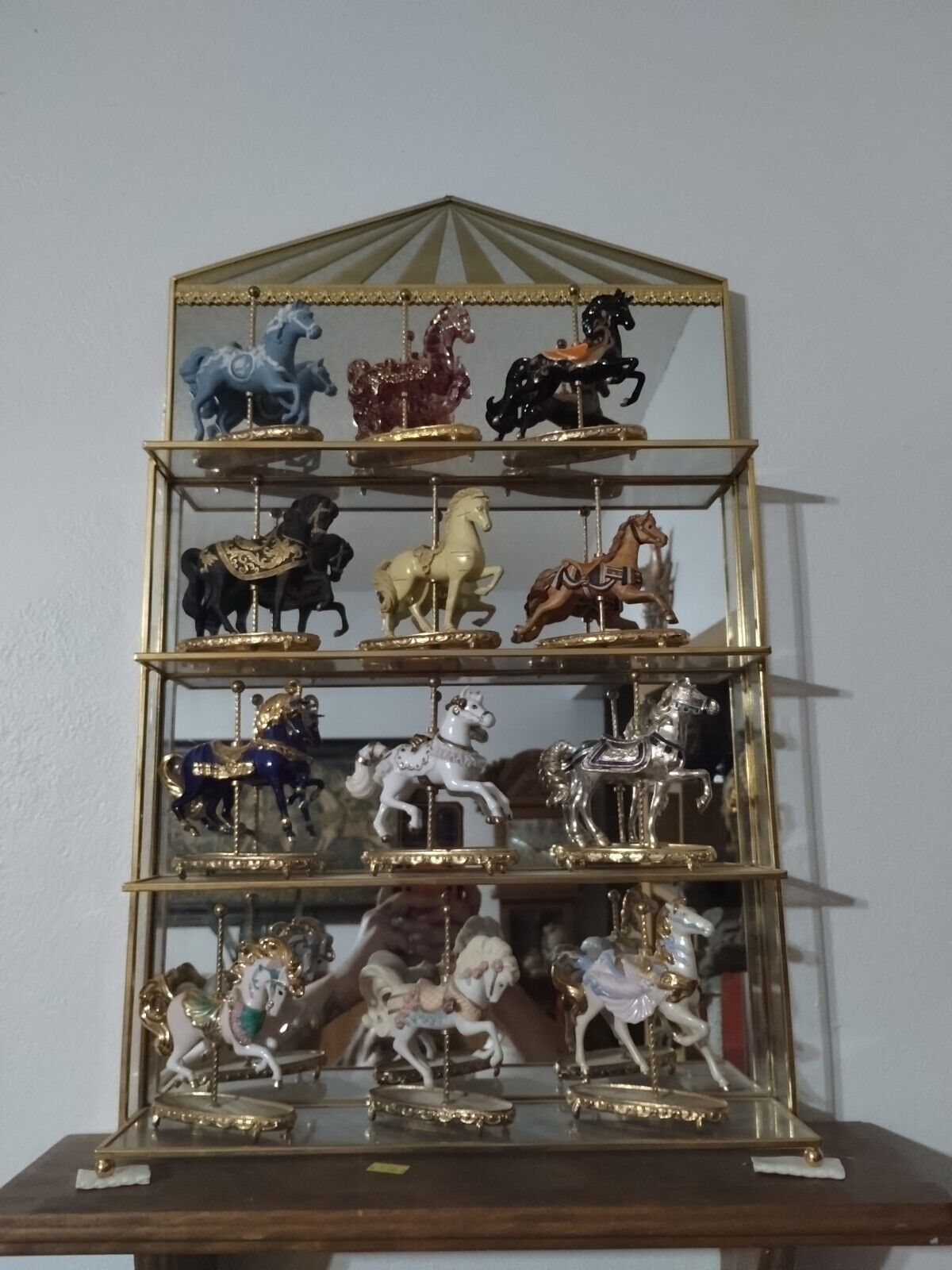 FRANKLIN MINT WORLD OF CAROUSEL HORSES SET OF 12 AND SHELF 1996