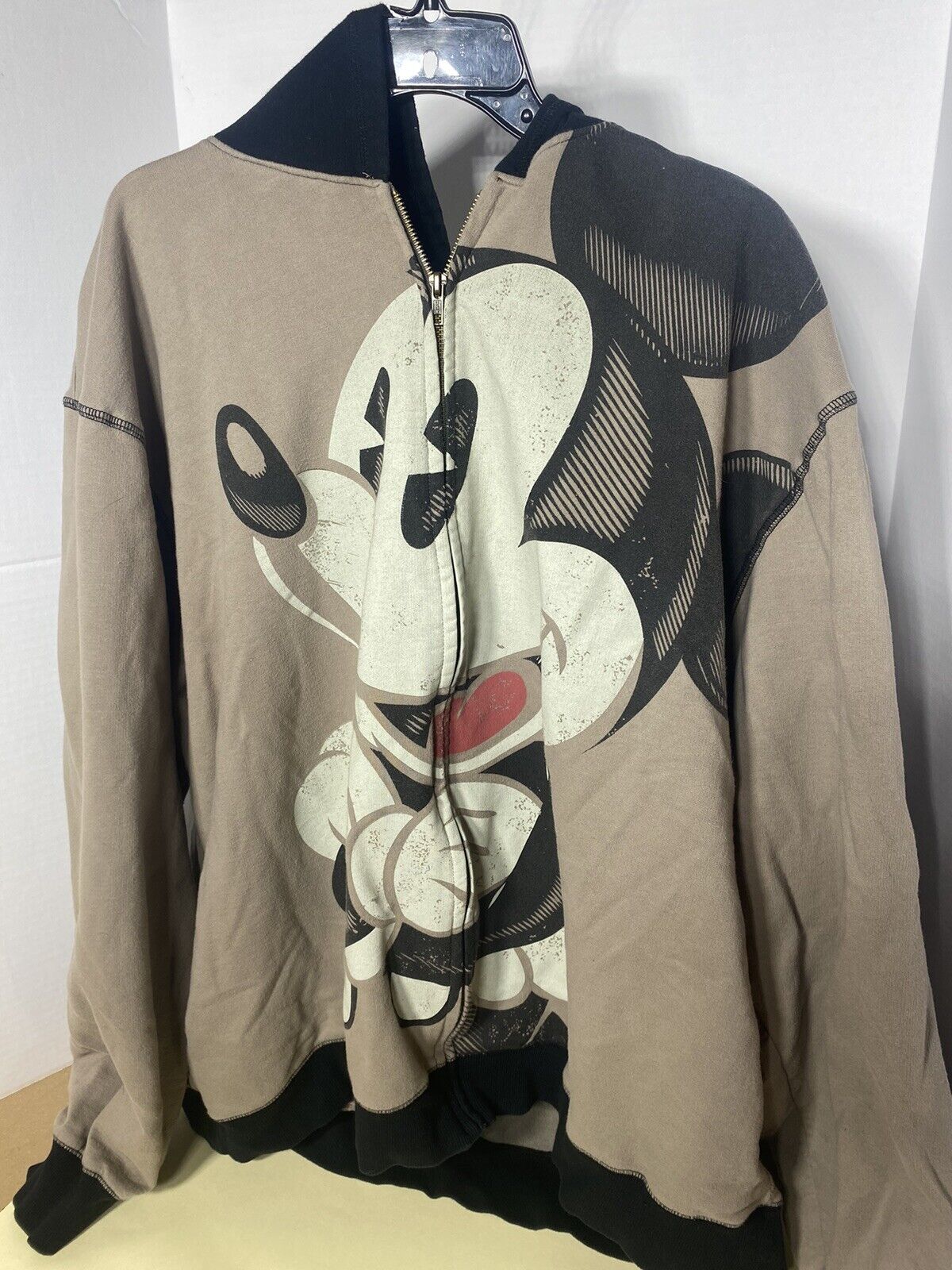 Mickey Mouse 4XL zip up hoodie from Disney Store (see pictures)