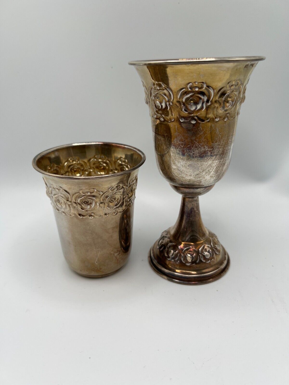 Pair of Judaica Kiddush Cup/Beaker 925 Sterling Silver Repousse Roses Vintage