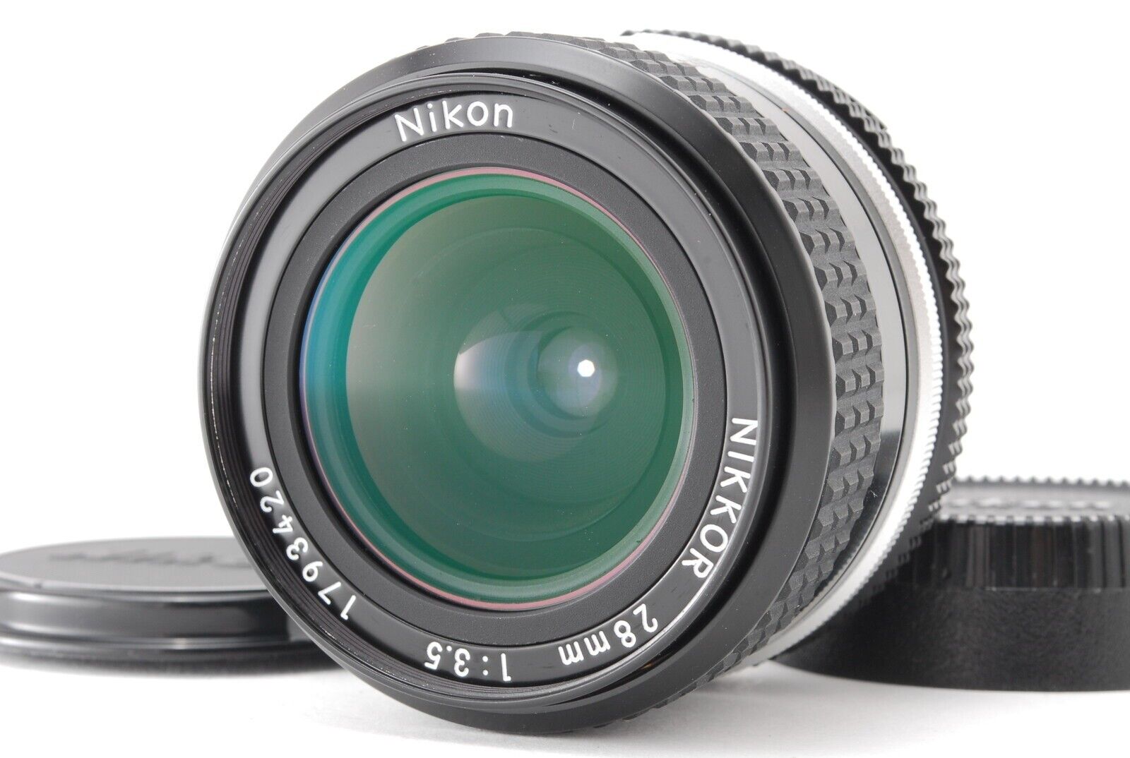 【MINT】NIKON Ai NIKKOR 28mm F/3.5 Wide Angle MF Lens  from JAPAN　＃230908