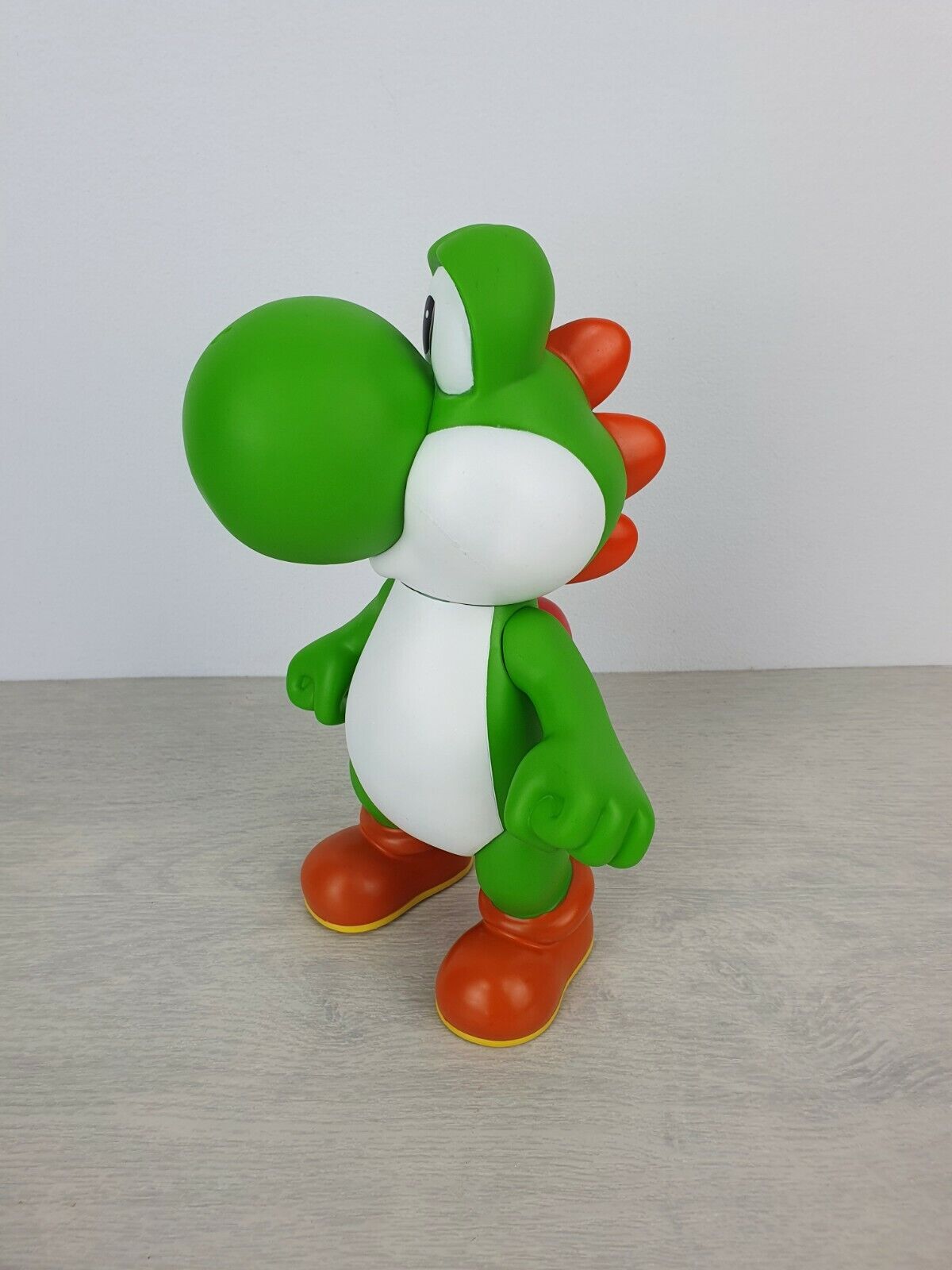 \'Nintendo\' Rare HUGE 25cm Super Size Yoshi Collectable Figure Toy Series 1 + Box