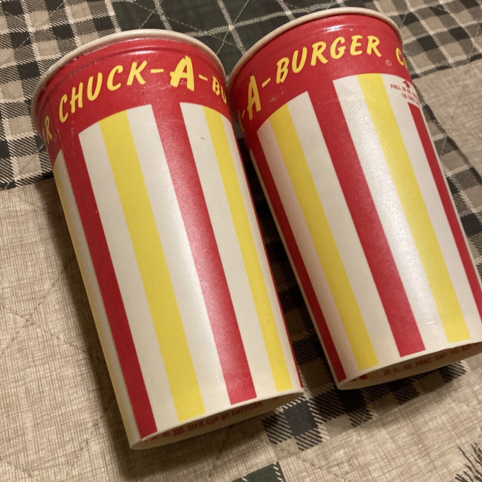 2 VINTAGE CHUCK-A-BURGER CUPS Wax Paper Hamburger Cup Drive In Restaurant Unused