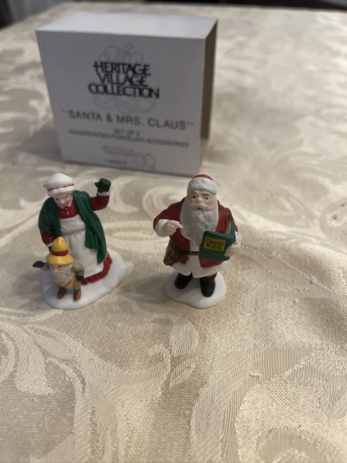 Dept. 56 North Pole Village Santa and Mrs. Claus Figurine