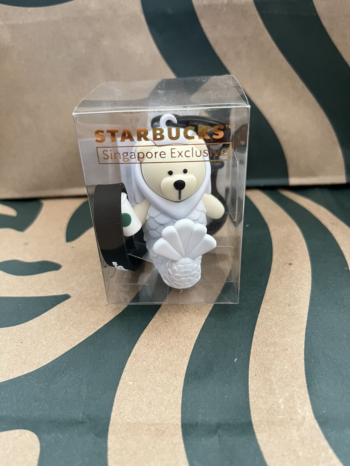 Starbucks Coffee Company Singapore Merlion Bearista Bear Keychain 2023 NIP