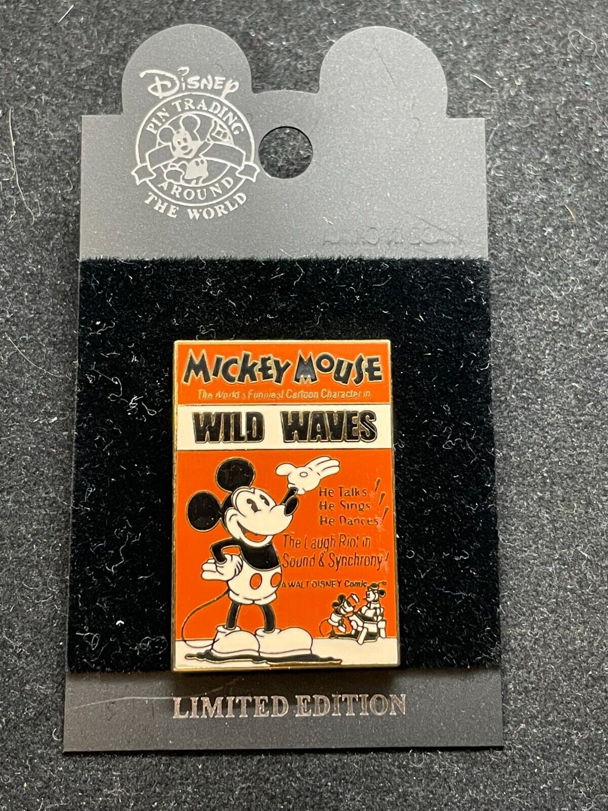 Disney Pin - WDW - Mickey Mouse Wild Waves - Surprise Release 33905 LE