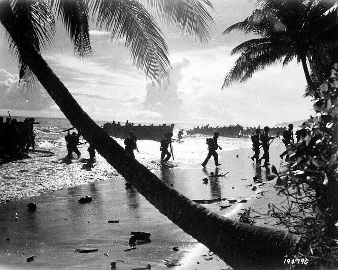 U.S. Marines rush ashore from landing boat on Guadalcanal 8x10 WWII Photo 819a