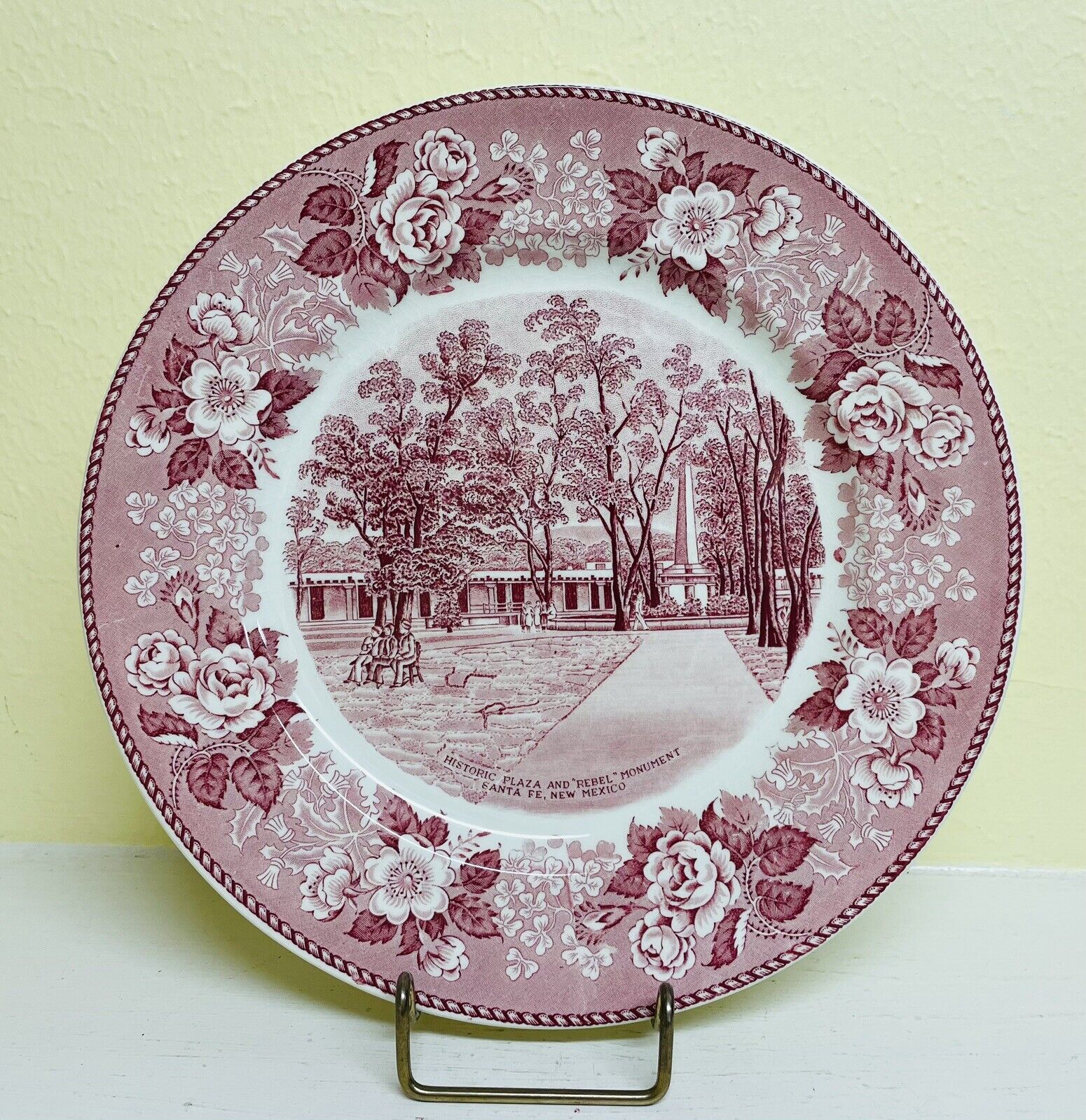 Vtg Pink 10” Santa Fe NM Historic Plaza Souvenir Plate — Jonroth Staffordshire