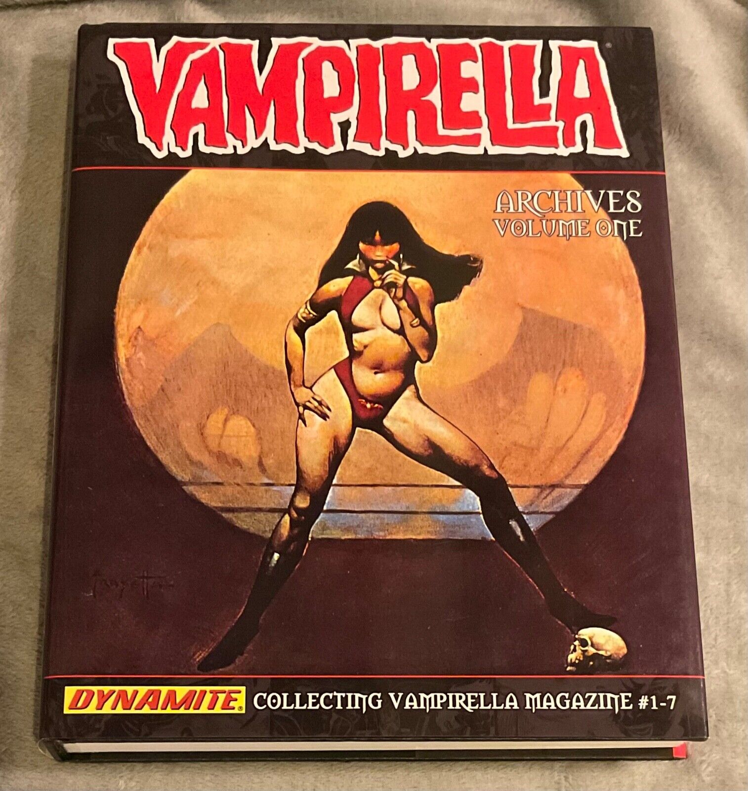 Vampirella: Archives Volume 1 Hardcover Dynamite Frazetta