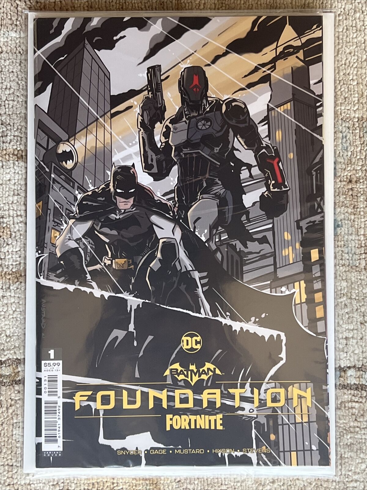 Batman Fortnight Foundation #1 Mustard 1:25 Game Code DC Comic 1st Print 2021