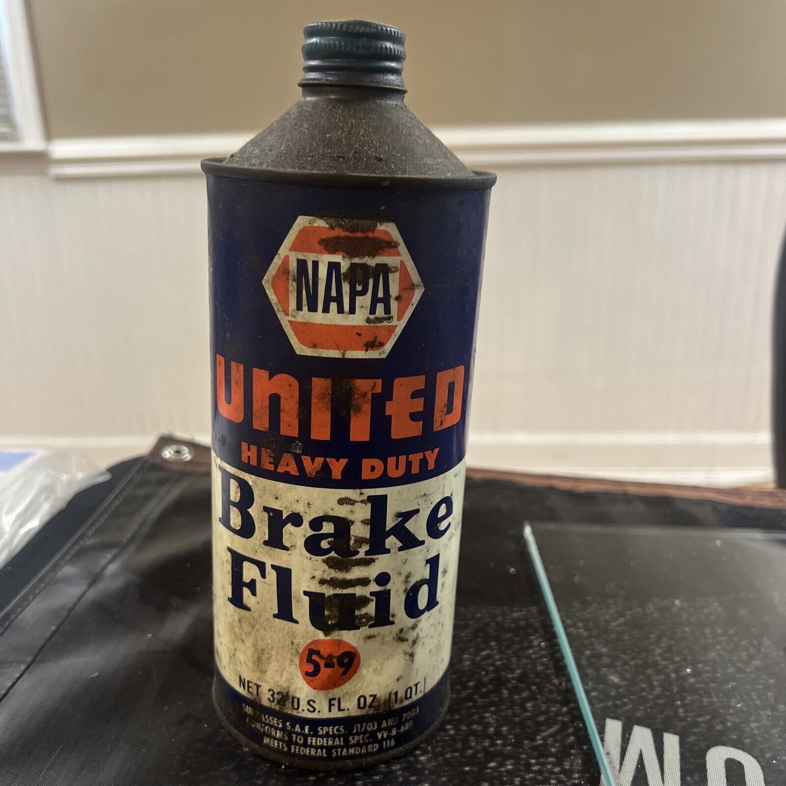 Collectible NAPA United Heavy Duty Brake Fluid 1 Qt. Can