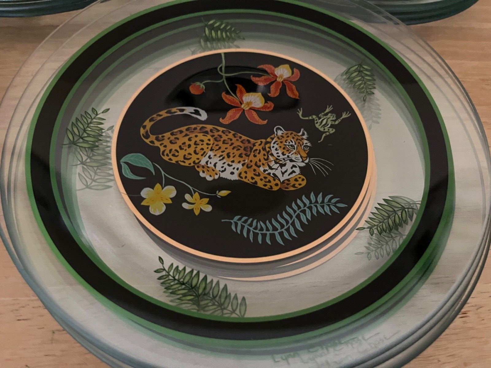 Lynn Chase jungle glass 8 1/2 plate right facing tiger reclining signed