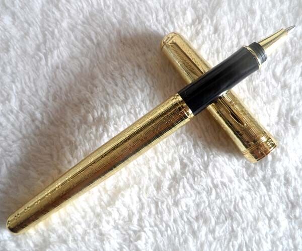 High Quality Golden Parker Sonnet Series Fine (F) Nib Rollerball pen Black Ink