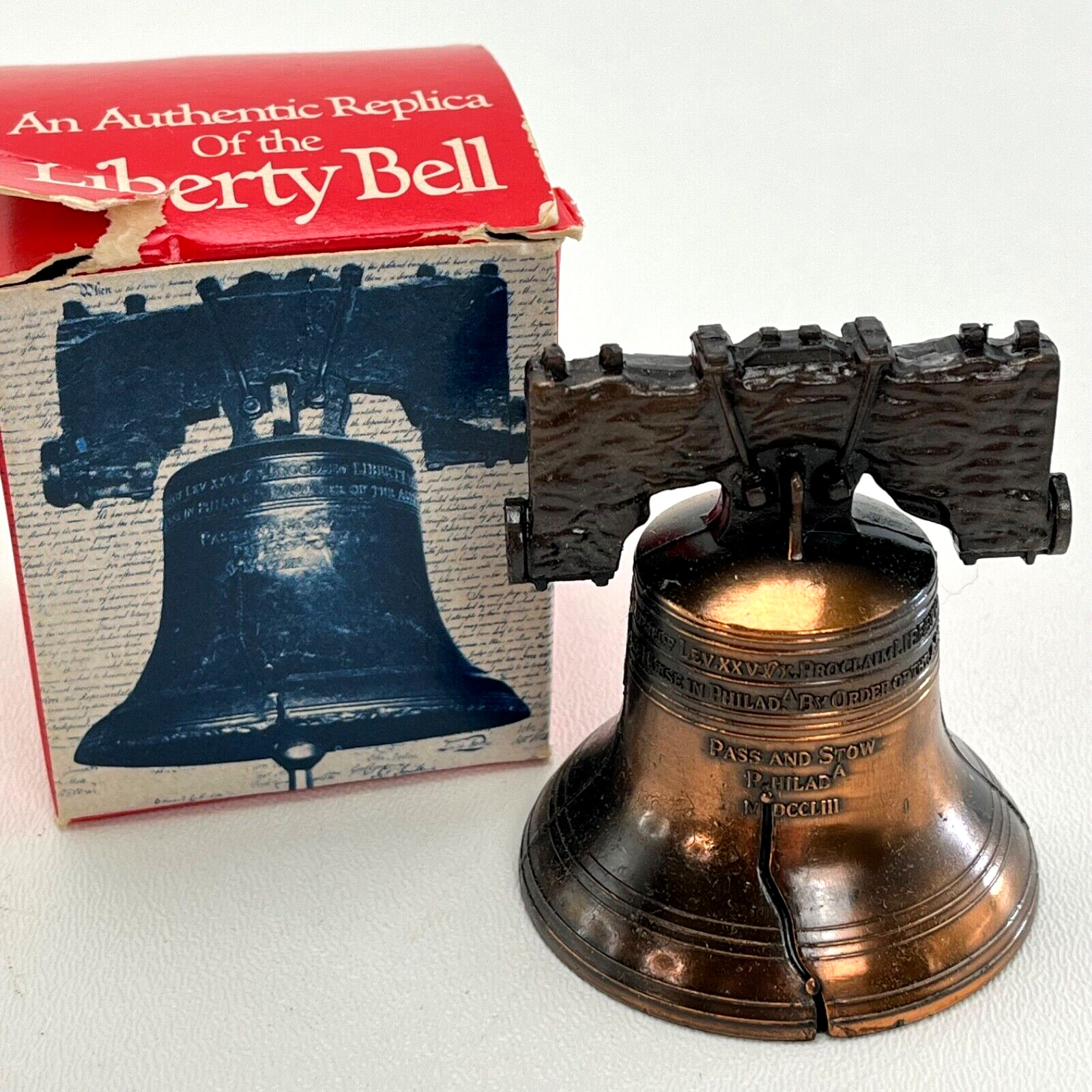 Vintage Liberty Bell Replica Historical Souvenir Company 1975 Made In USA Boxed