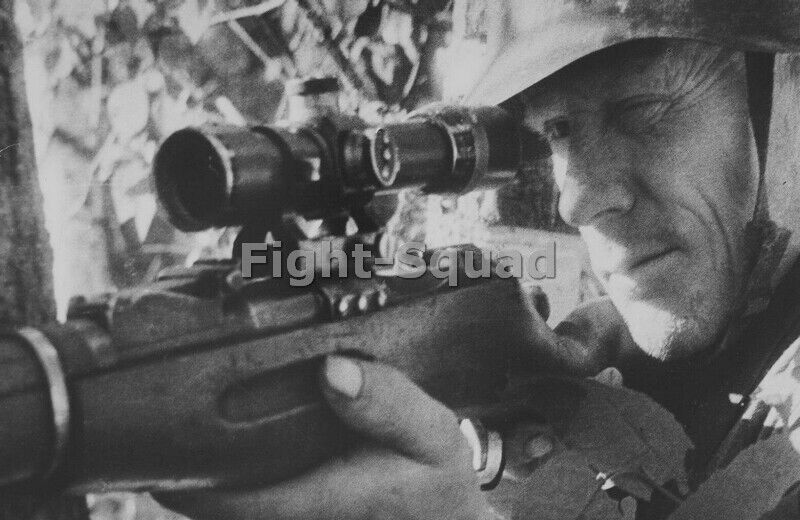 WW2 Picture Photo German Sniper ready to fire  3630