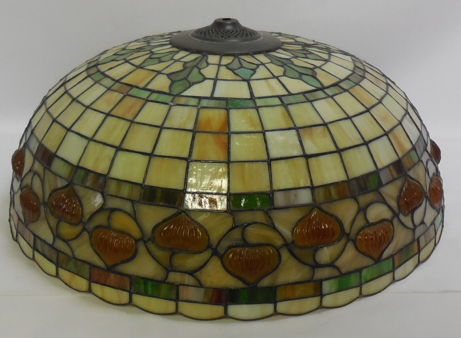 Vintage Leaded Glass Tiffany Style Lampshade 20