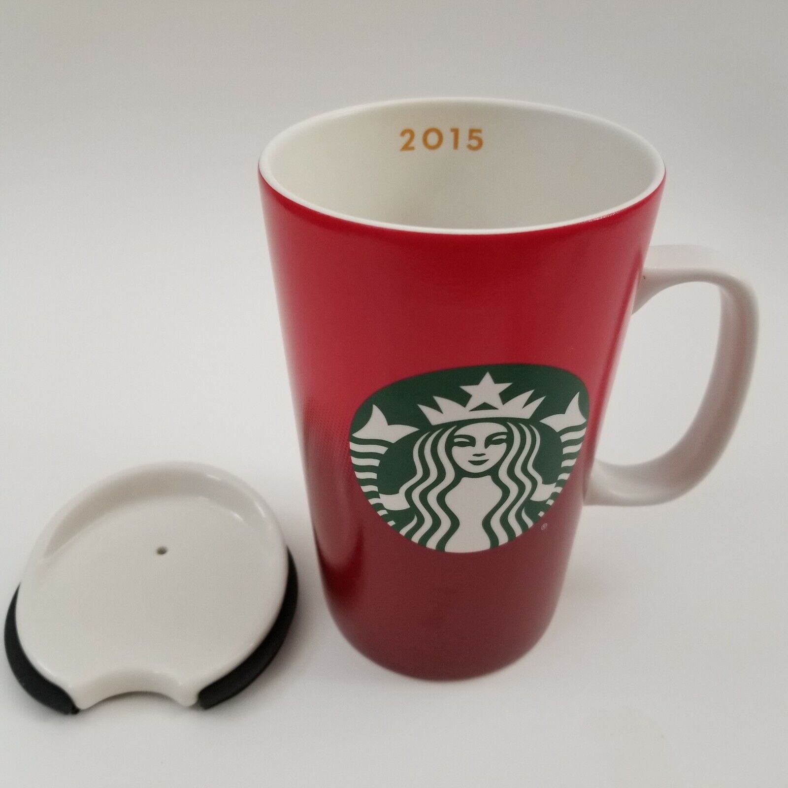 Starbucks 2015 Red Holiday Christmas Ceramic Cup Mug 16 Fl Oz with Lid