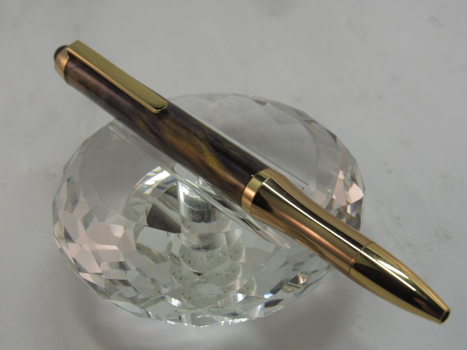 STUNNING ECLIPSE COPPER PEARL ACRYLIC TWIST BALL POINT PEN 24KT GOLD