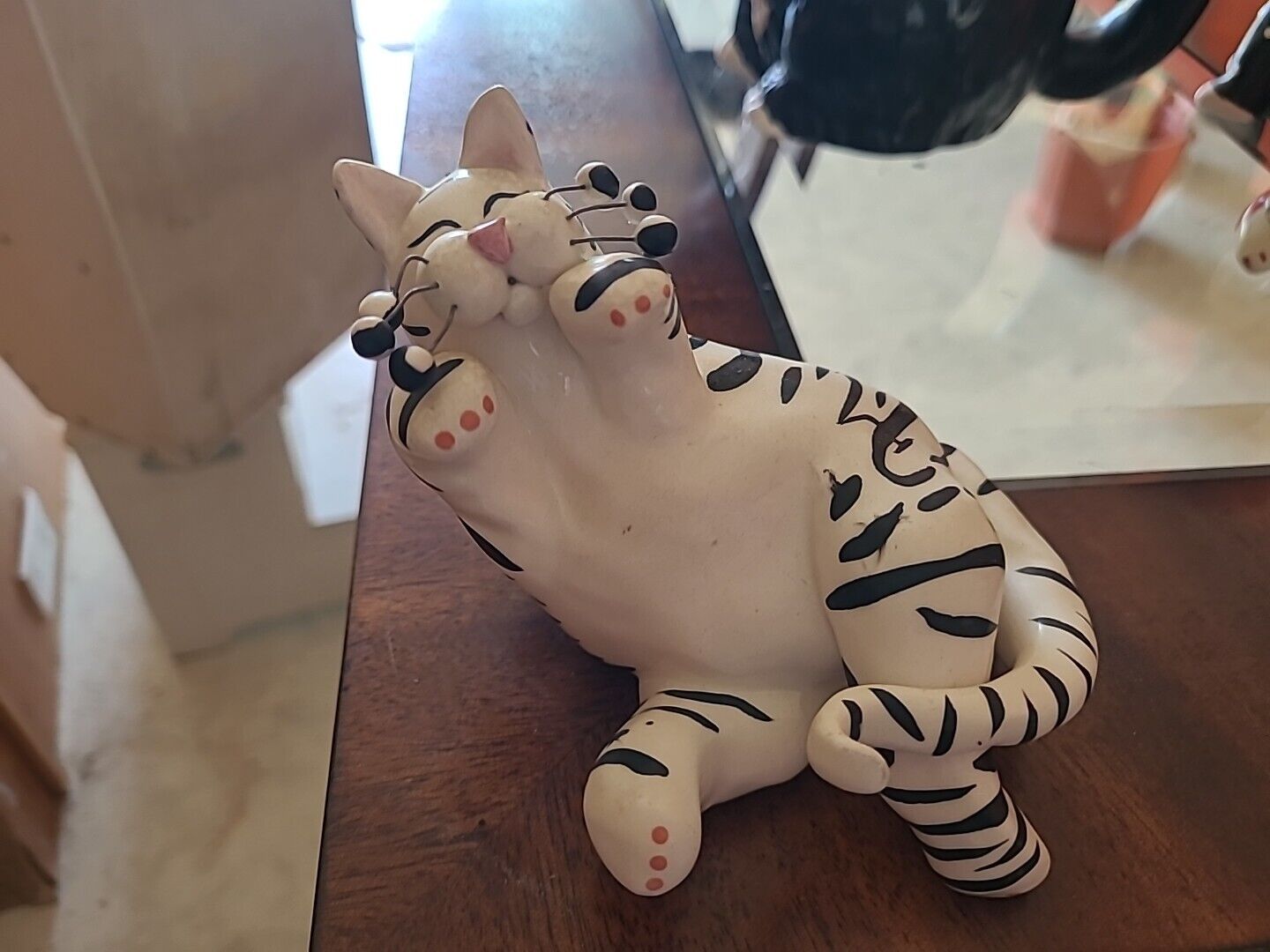 Amy Lacombe Cat Figurine 2001  Striped Cat