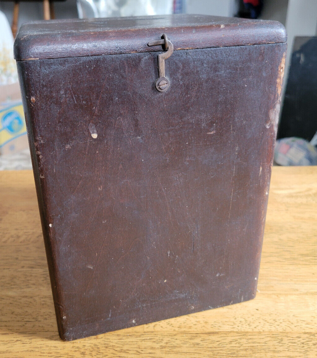 Antique Old Wooden Hinged Hook Latching Box Rounded Corners 7x7x9\