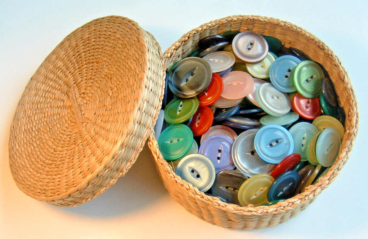 402 Vintage Pearlized Plastic Sew-Thru Buttons in Small Woven Sweetgrass Basket