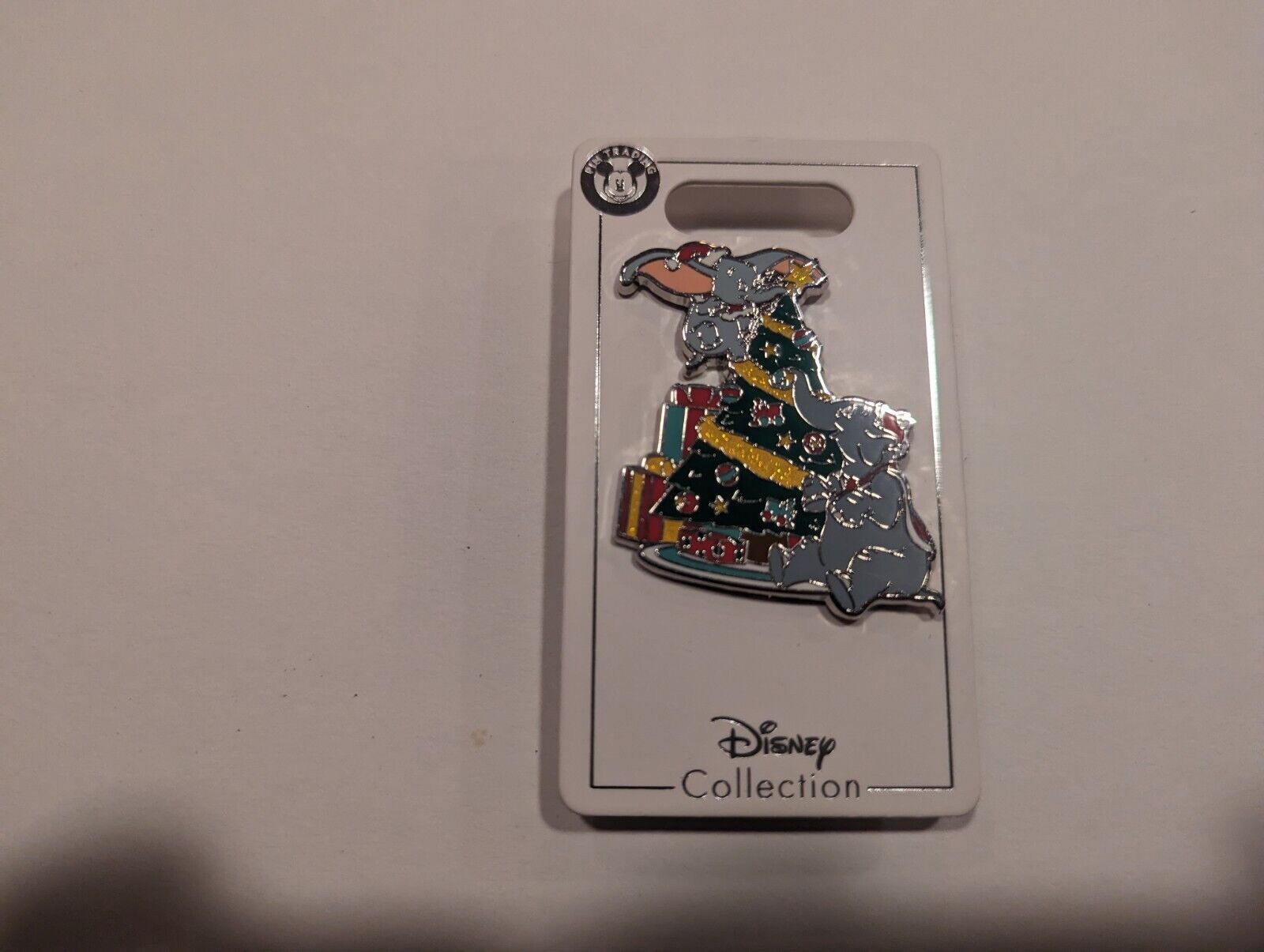 2021 Disney Parks Dumbo The Flying Elephant Christmas Tree Trading Pin NEW 