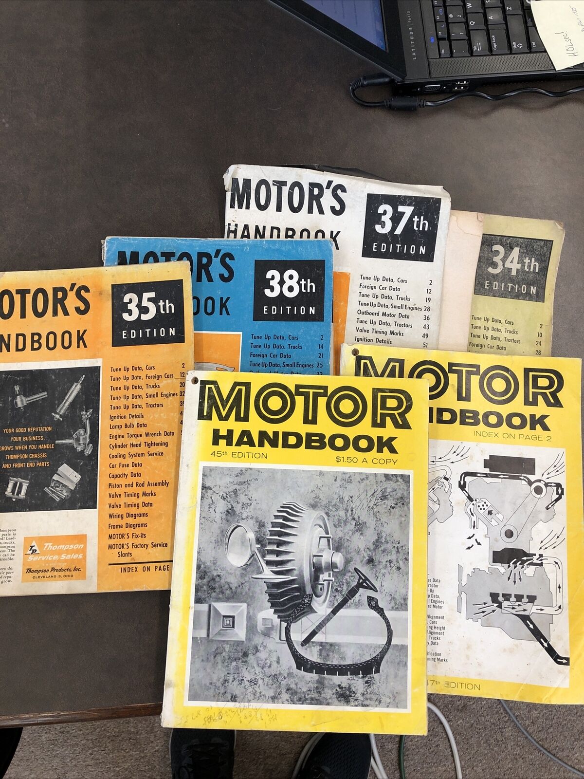 Vintage Motor\'s Handbook magazine,auto repai