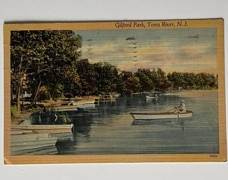 Gilford Park, Tom’s River, N J . Boats, 1942