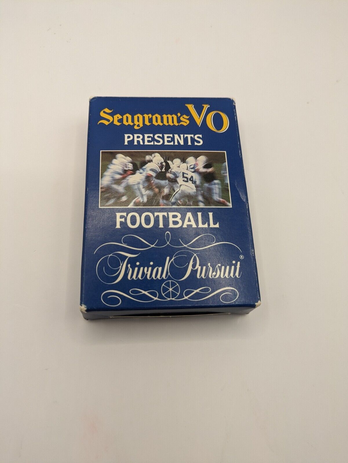 VINTAGE & RARE 1994 SEAGRAM\'S VO FOOTBALL TRIVIAL PURSUIT CARD SET DECK USED 