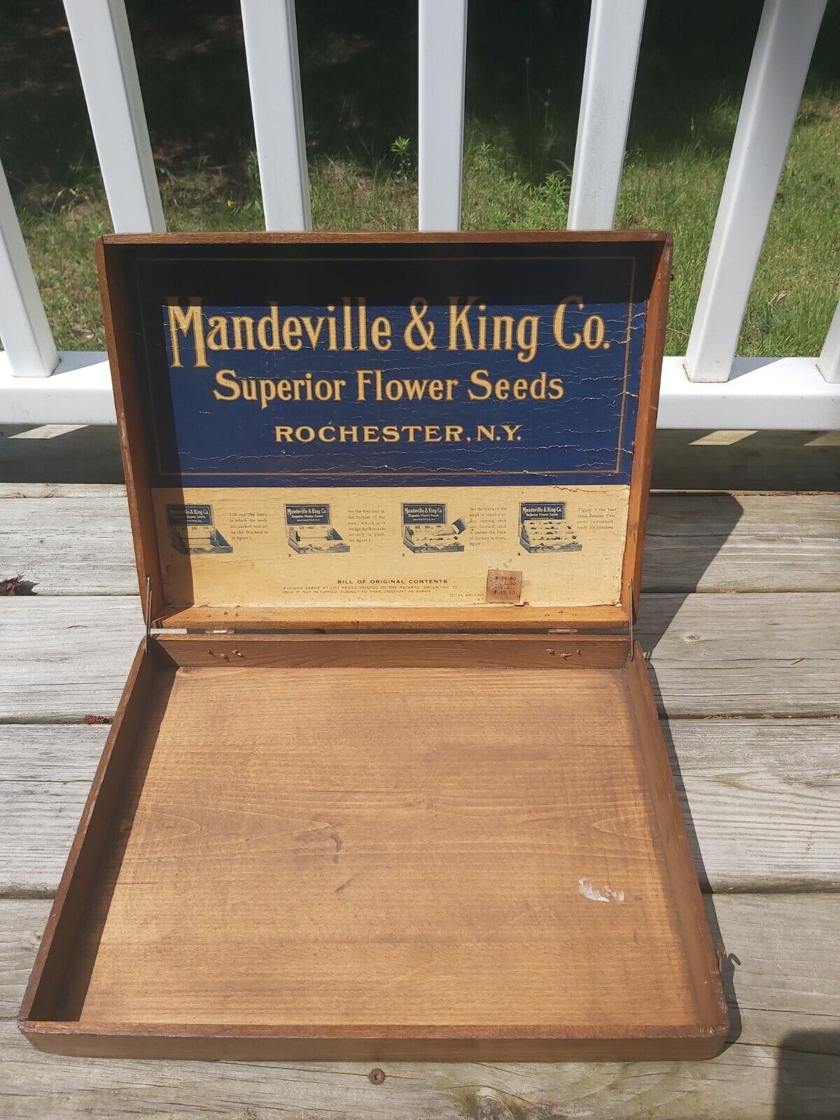 VINTAGE MANDEVILLE & KING CO. SUPERIOR FLOWER SEEDS WOOD BOX ROCHESTER, NY