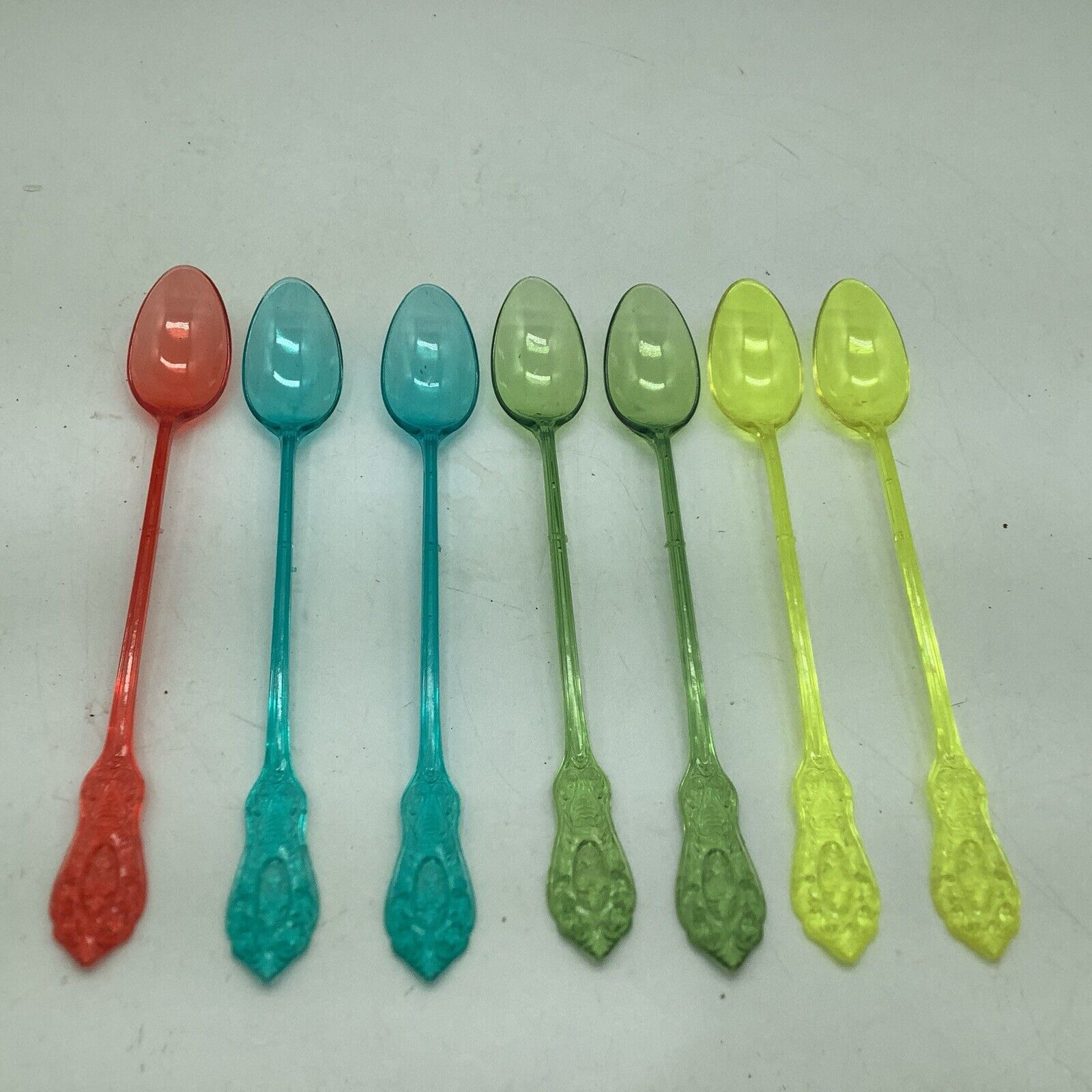 Plastic Long Handled Iced Tea Cocktail Spoons Set (7) Pastel Colors 7 1/4” VTG