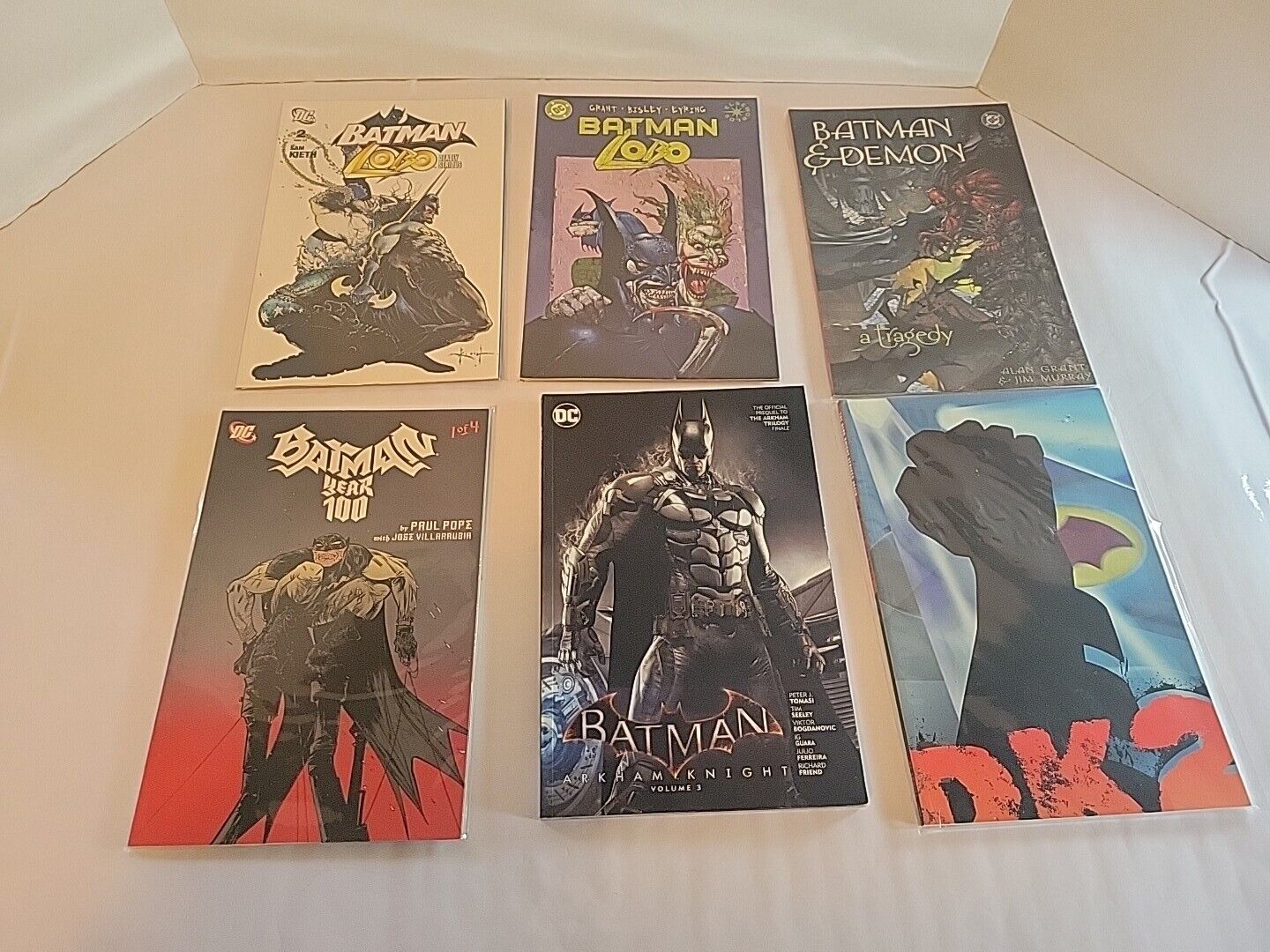 Lot of 6 Batman Comics 2 are Batman Lobo DC EUC comics 