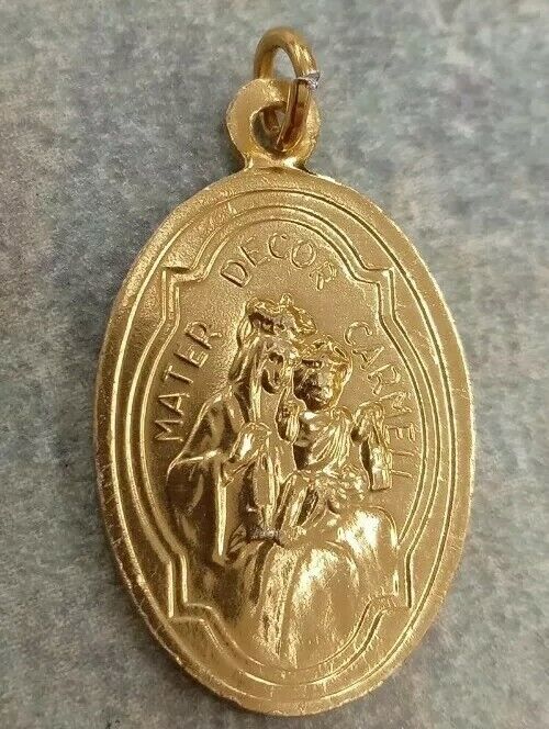 Devotional Medal Mater Decor Carmeli O. P. N Cor Jesv Gold toned Mt Carmel