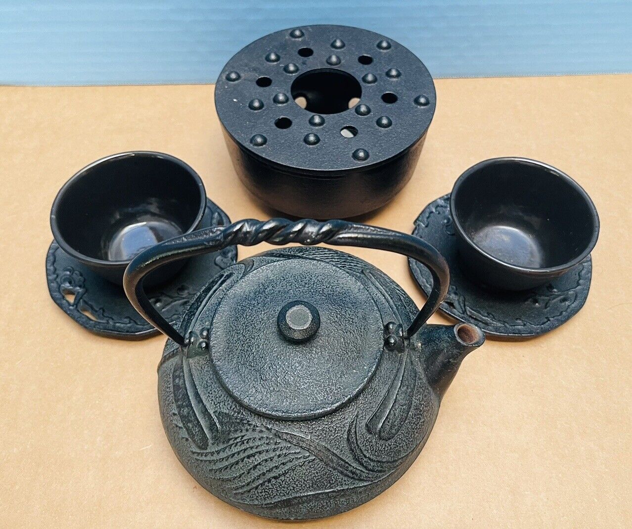 Japanese Cast Iron  Tea Set 8 Pieces Pot Burner Strainer  2 Cups Saucers Signed